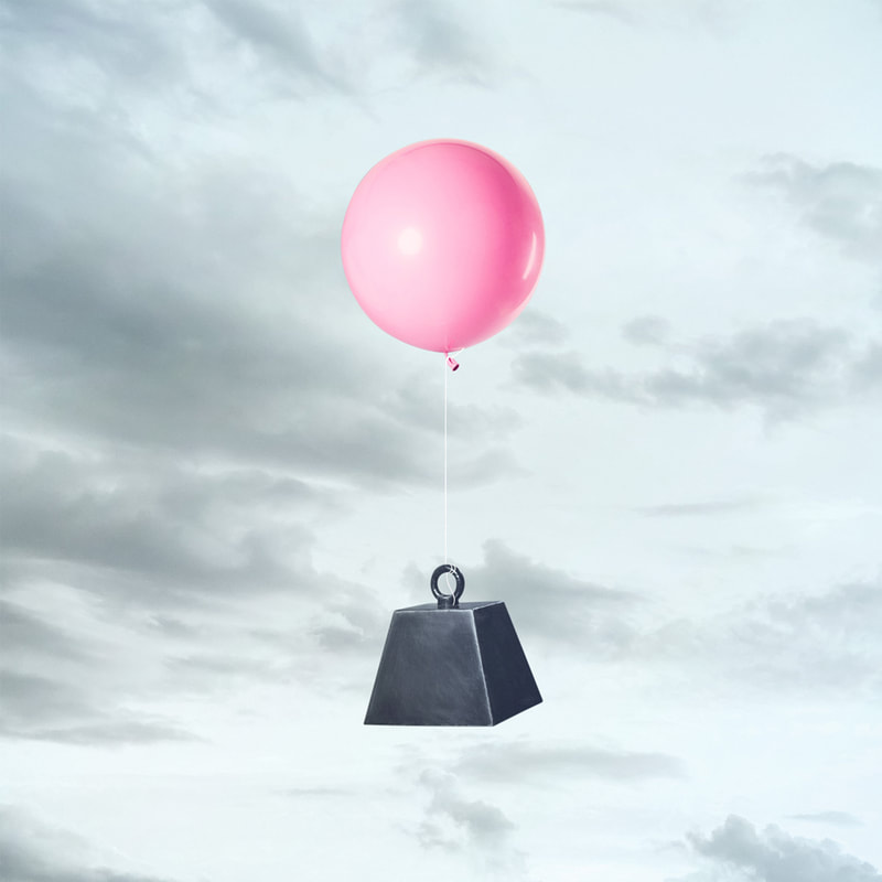 An illustration by Mariaelena Caputi of a balloon lifting a huge weight.